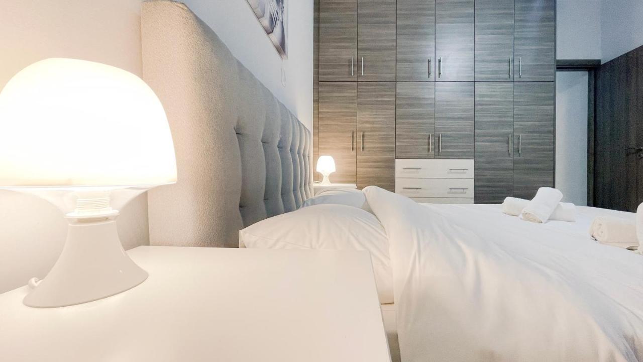 Kodrigktonos Central 77Sqm Apt In Viktoria Атина Екстериор снимка